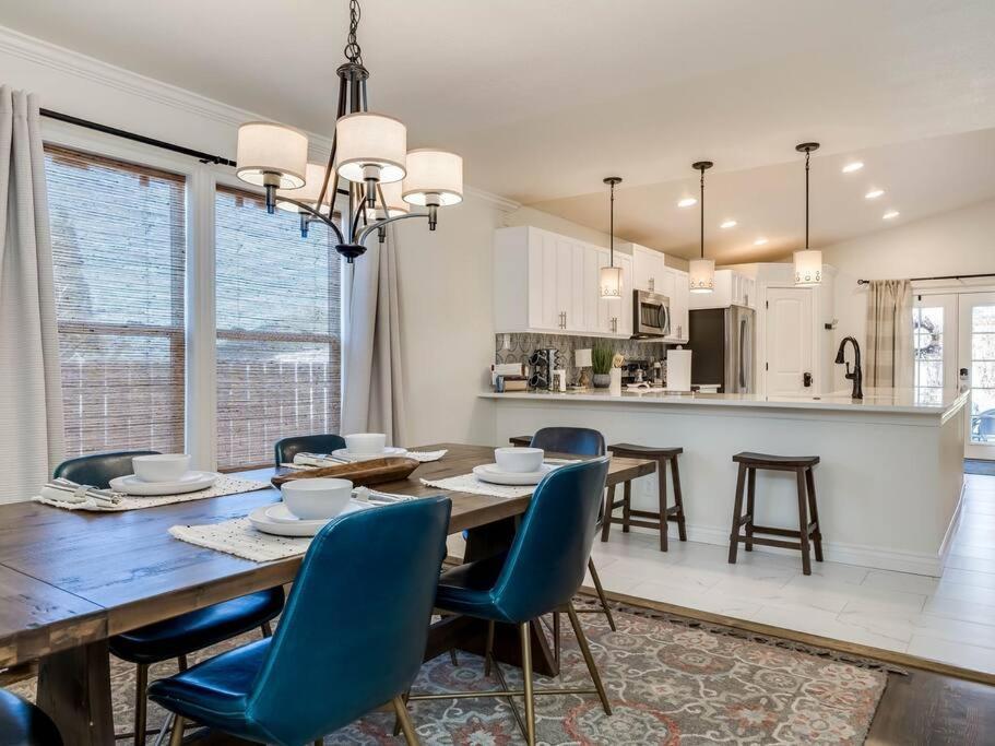 East Bench Bungalow A Relaxing Ogden Escape Near Mountains And Downtown מראה חיצוני תמונה